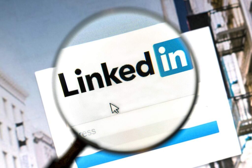 LinkedIn para advogados que buscam clientes corporativos
